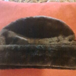 Luxurious Faux Fur Hat Winter Warm